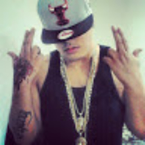 Meet your Posher, Chuy - Picture 1 of 1